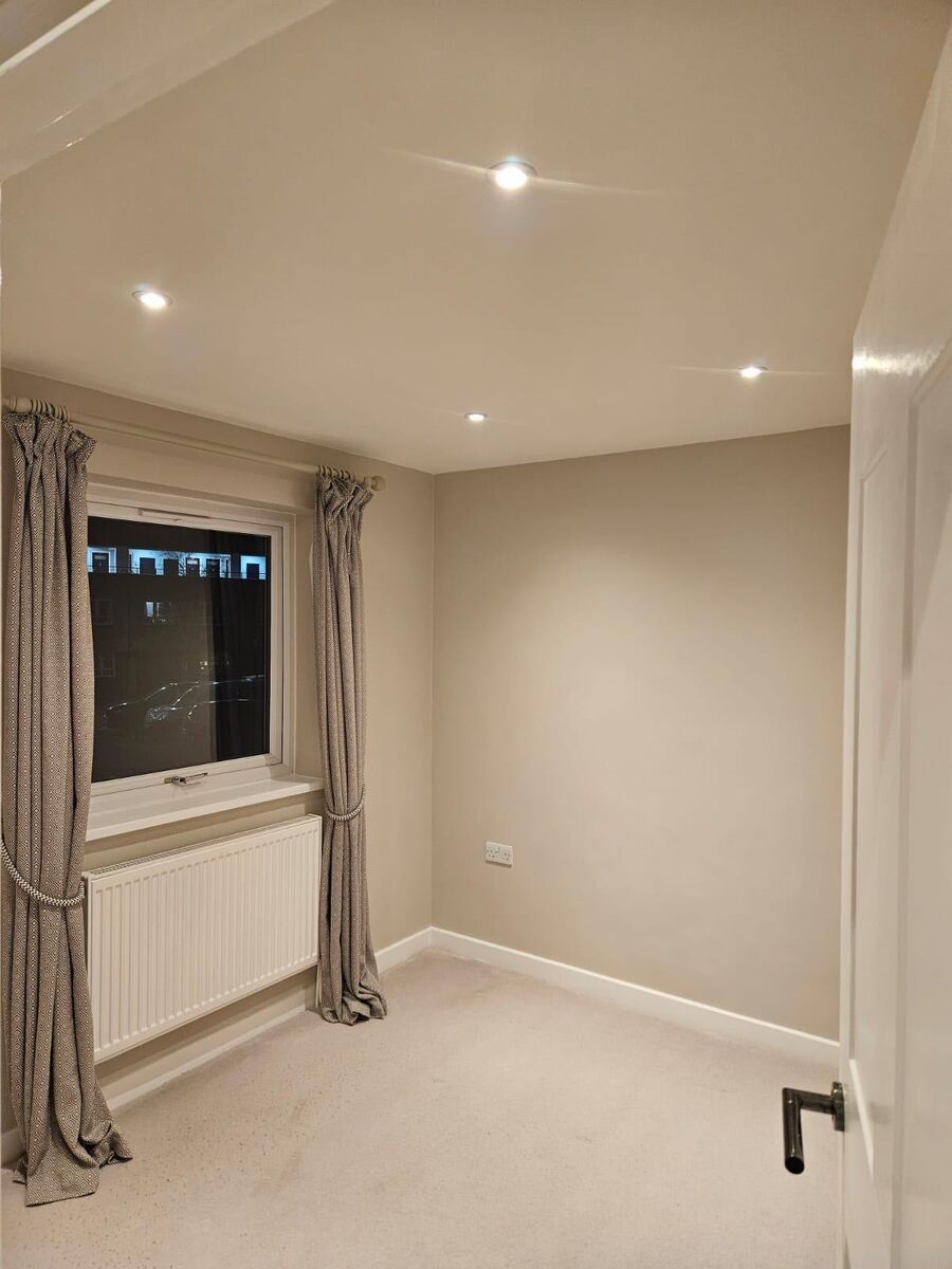 painter and decorator near me Elephant & Castle